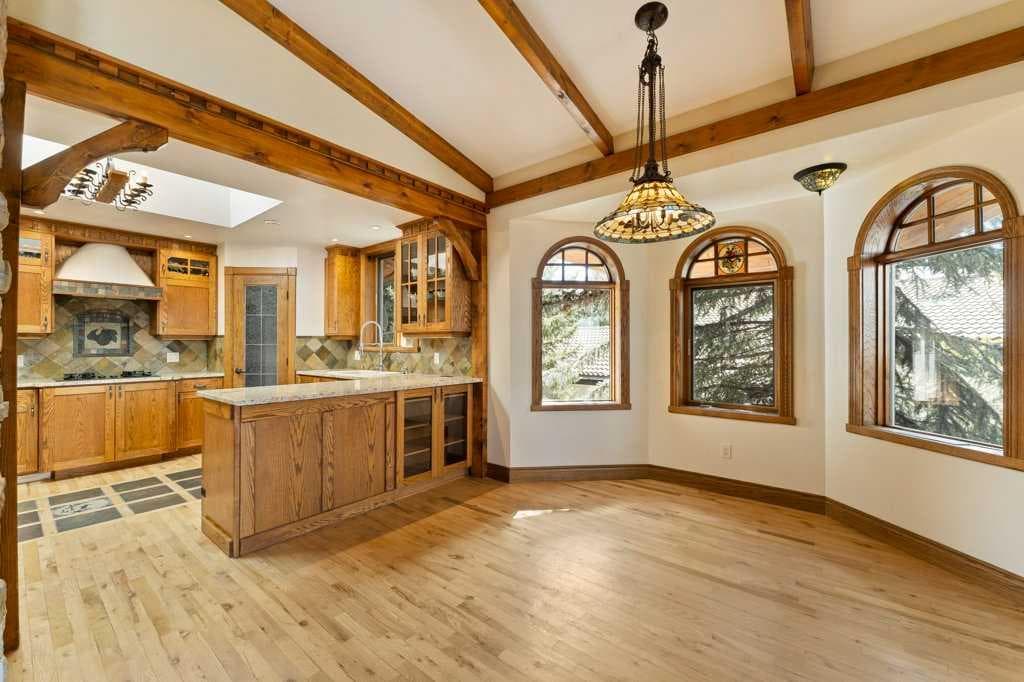 764 East Chestermere Drive 