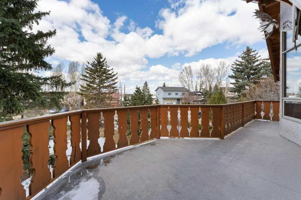 764 East Chestermere Drive 