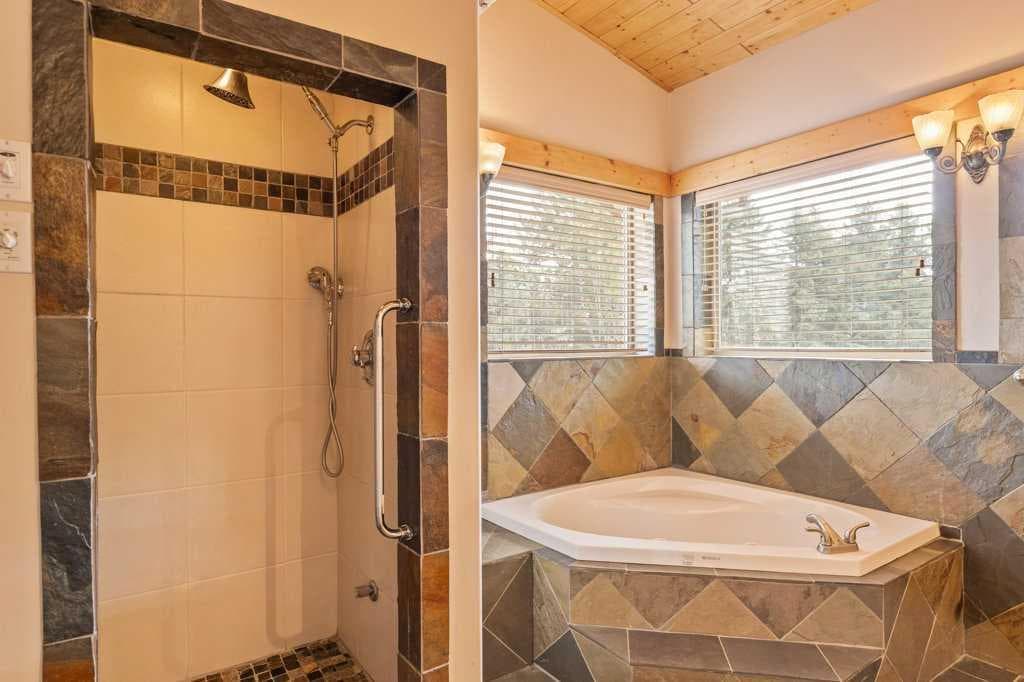 764 East Chestermere Drive 