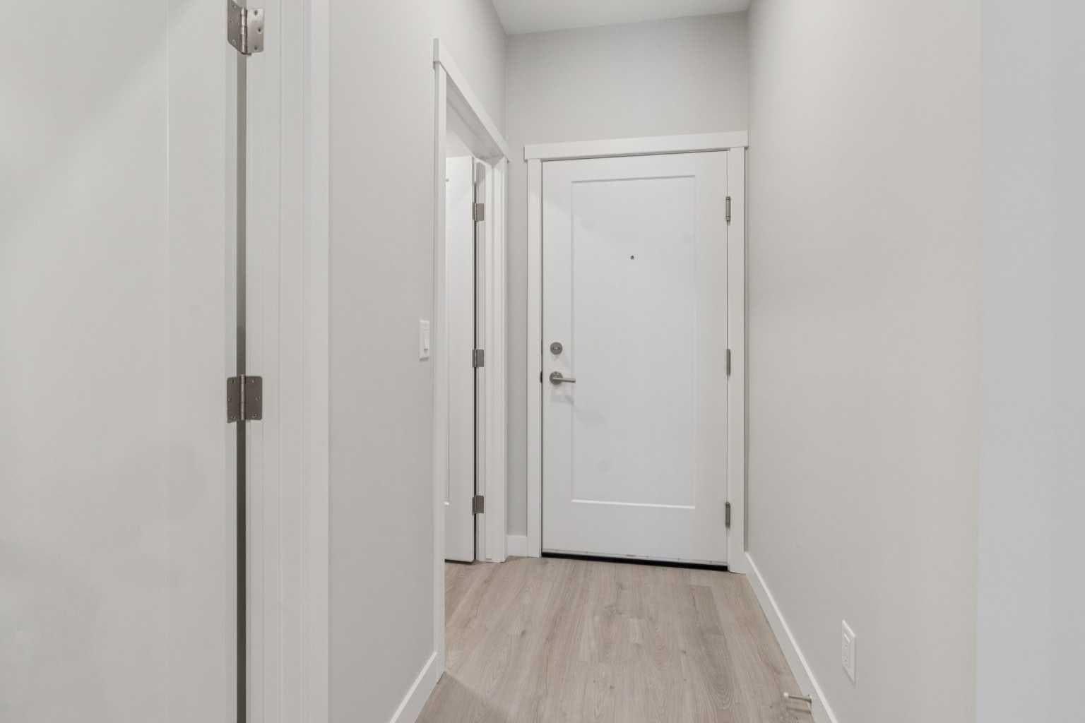 201, 655 Shawnee Square SW