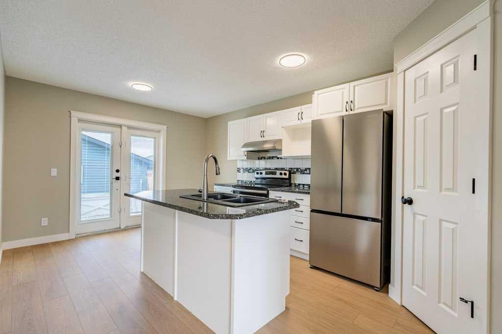 11 Saddlemont Close NE