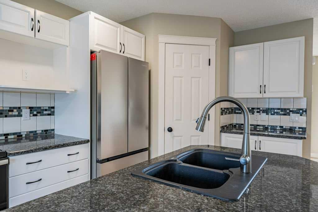 11 Saddlemont Close NE
