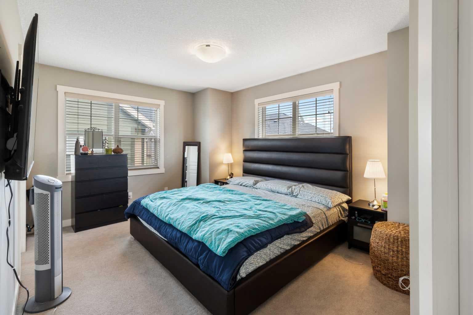 319 Mckenzie Towne Square SE