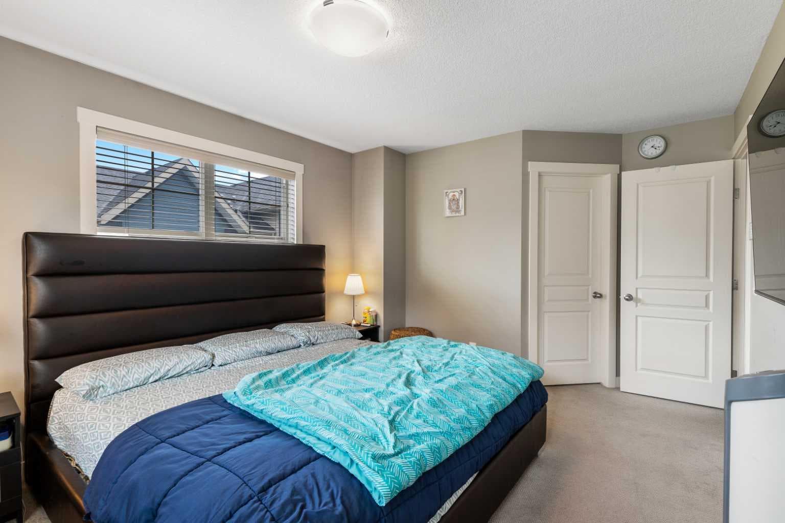 319 Mckenzie Towne Square SE