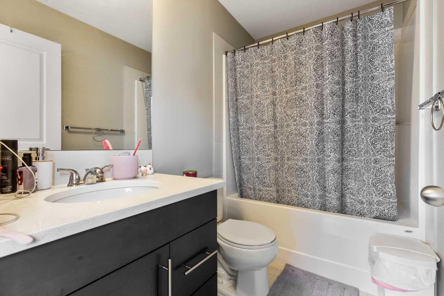 319 Mckenzie Towne Square SE