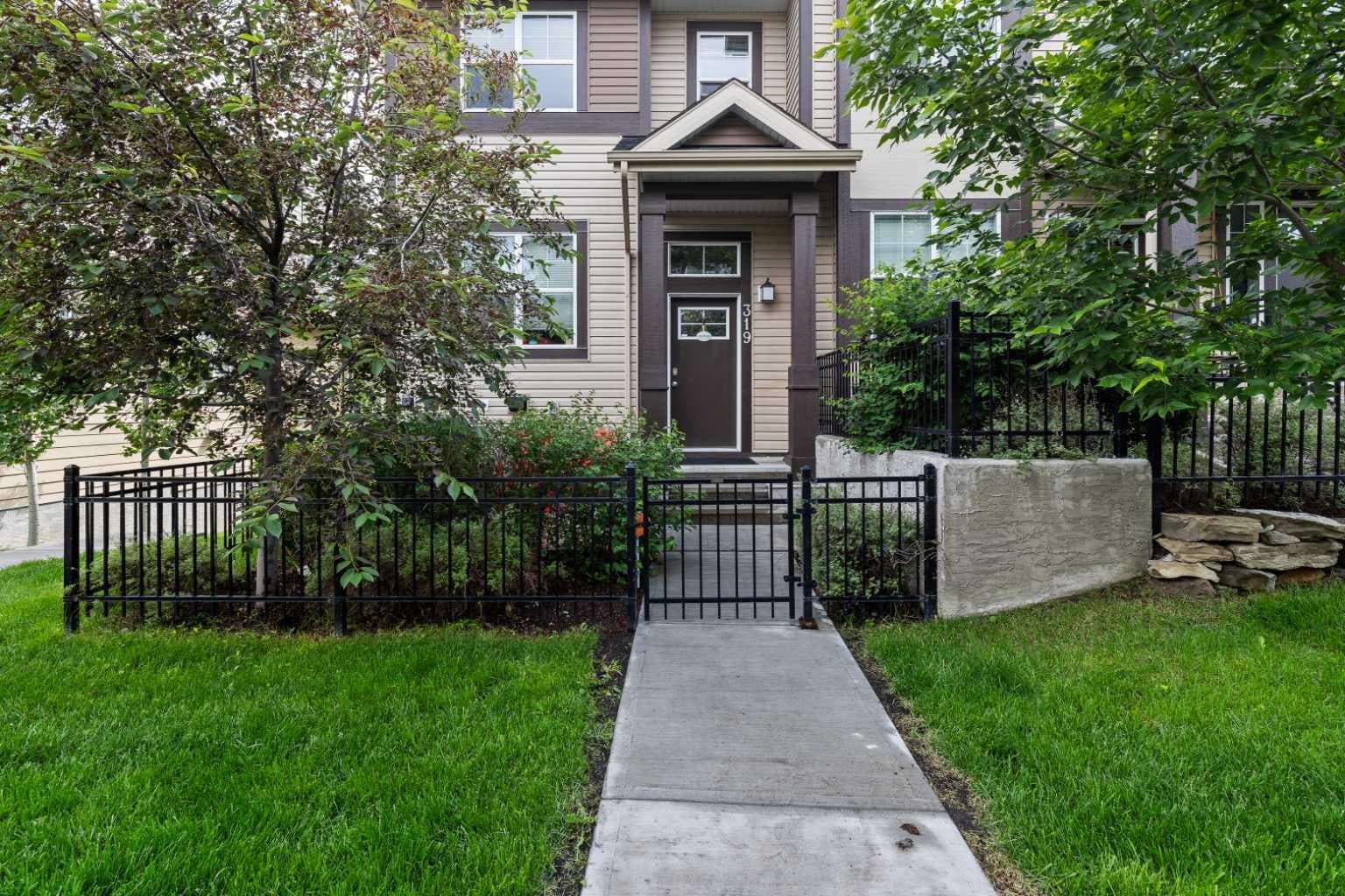 319 Mckenzie Towne Square SE