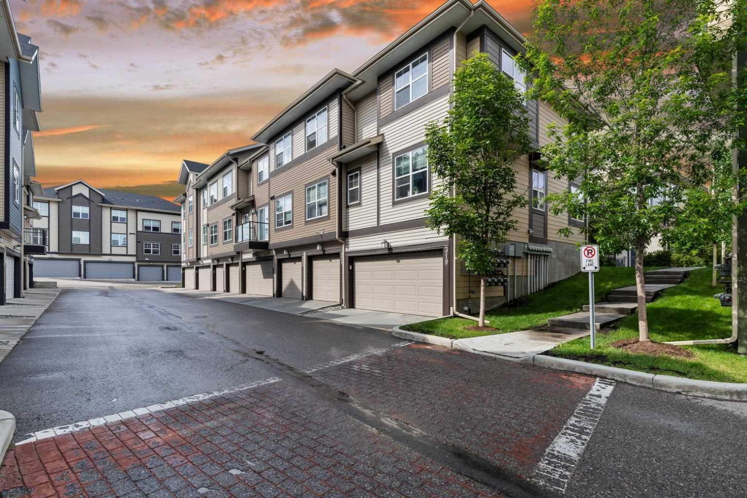 319 Mckenzie Towne Square SE