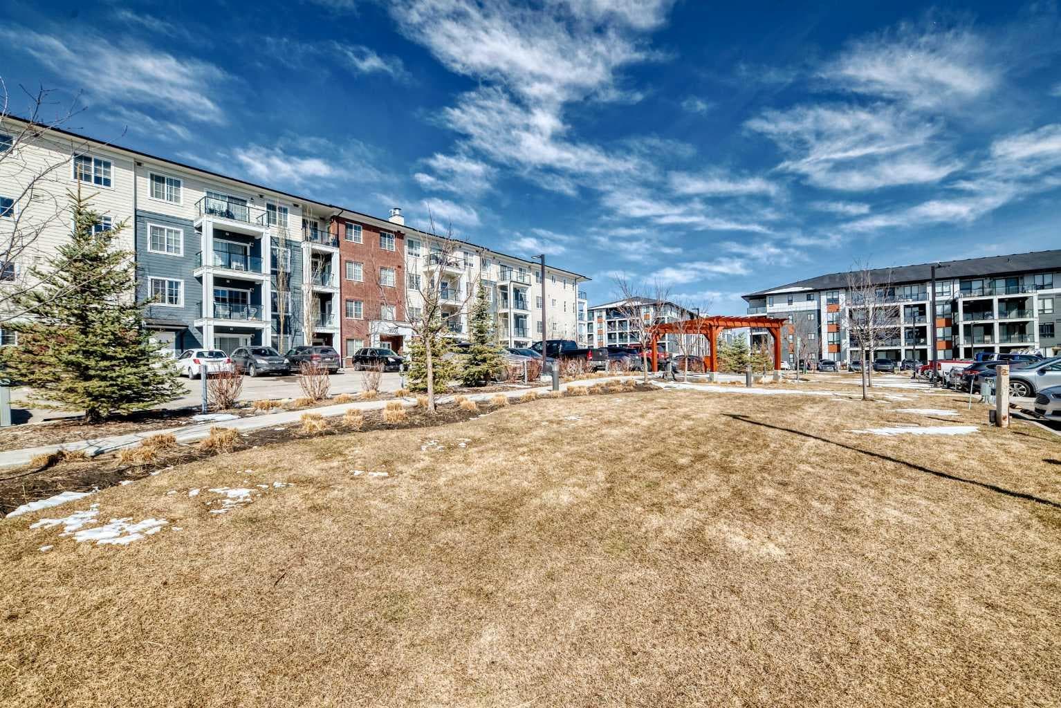 1213, 298 sage meadows Park NW
