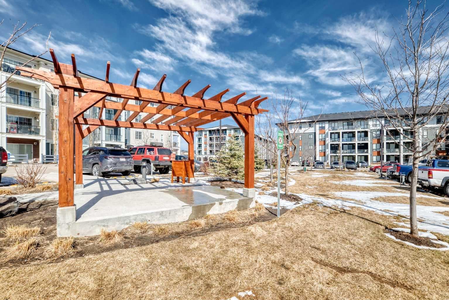 1213, 298 sage meadows Park NW