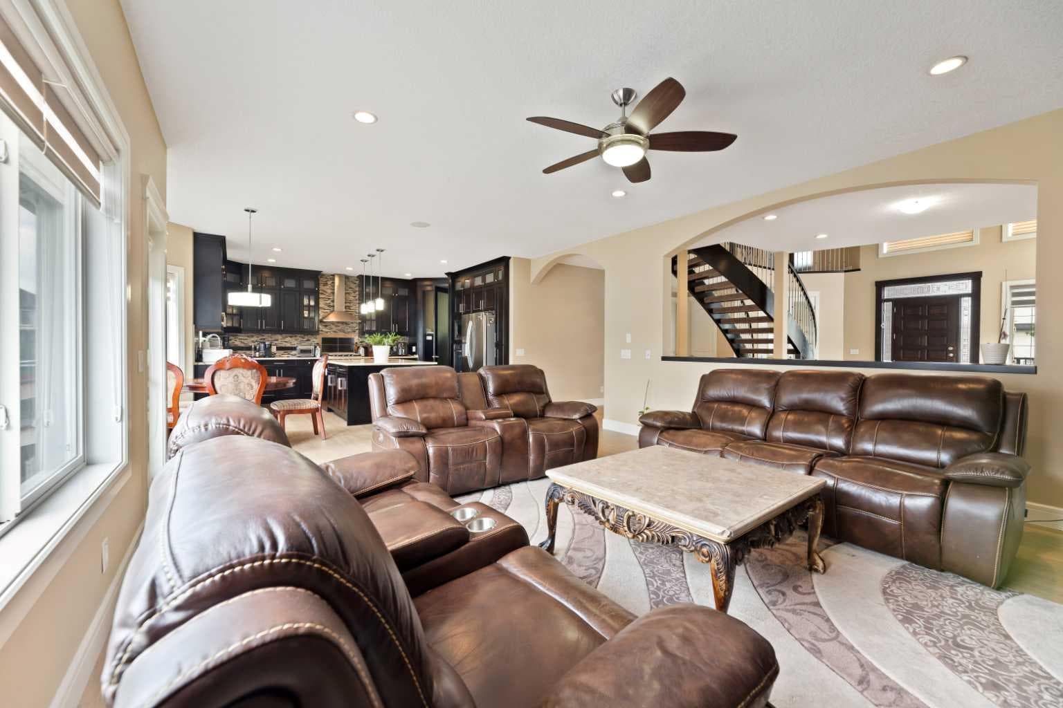 150 Saddlelake Grove NE