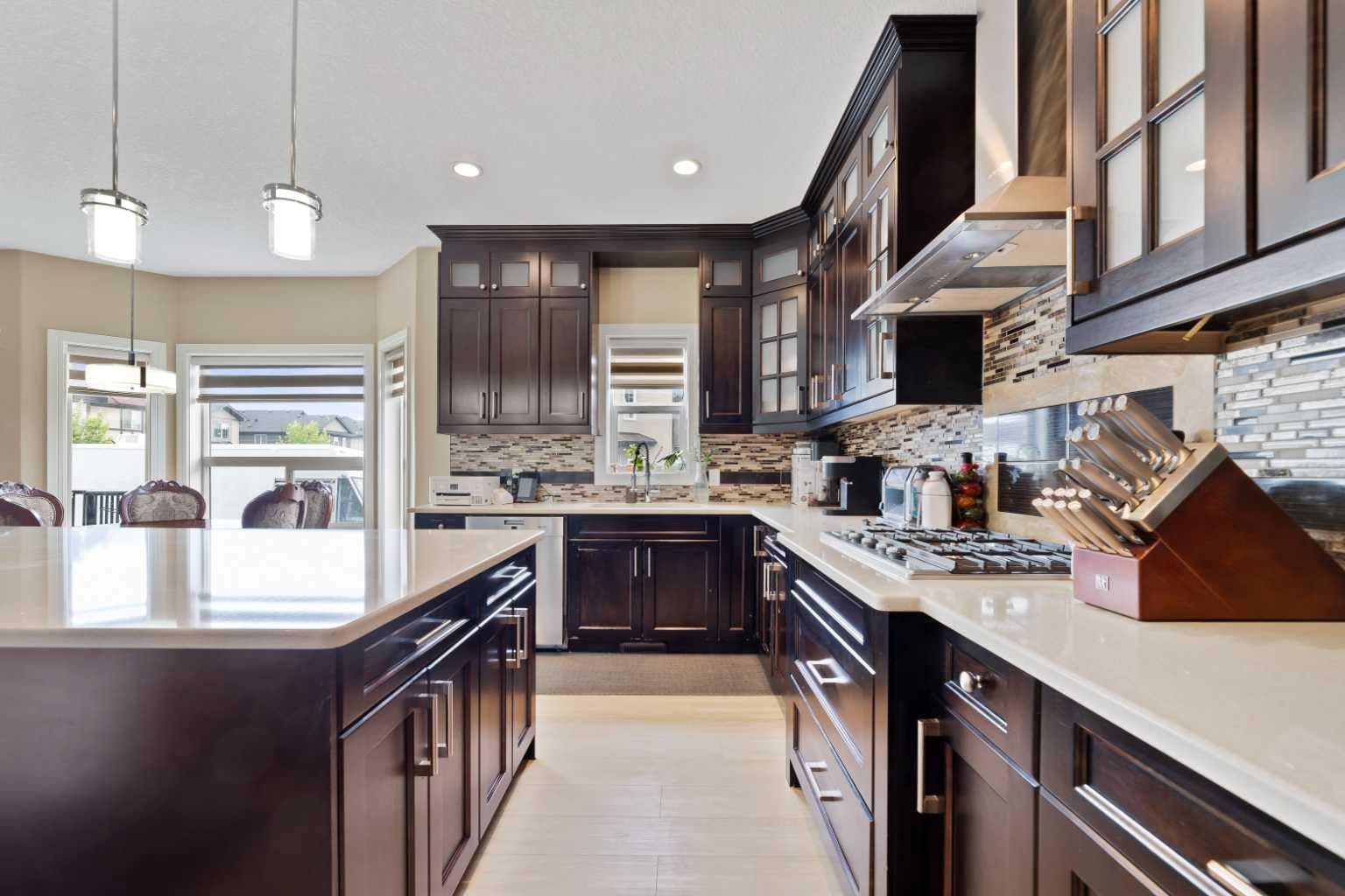 150 Saddlelake Grove NE