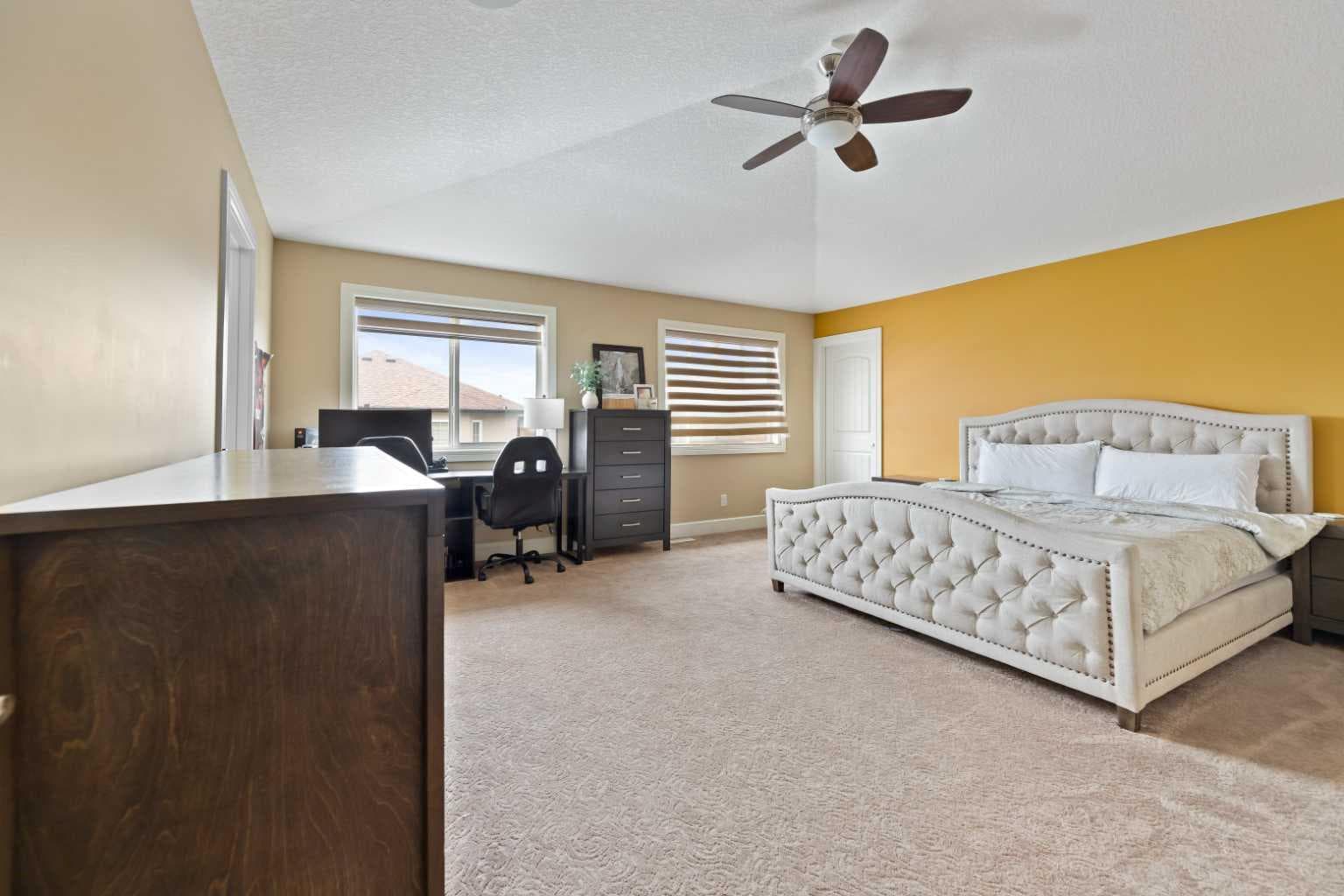 150 Saddlelake Grove NE