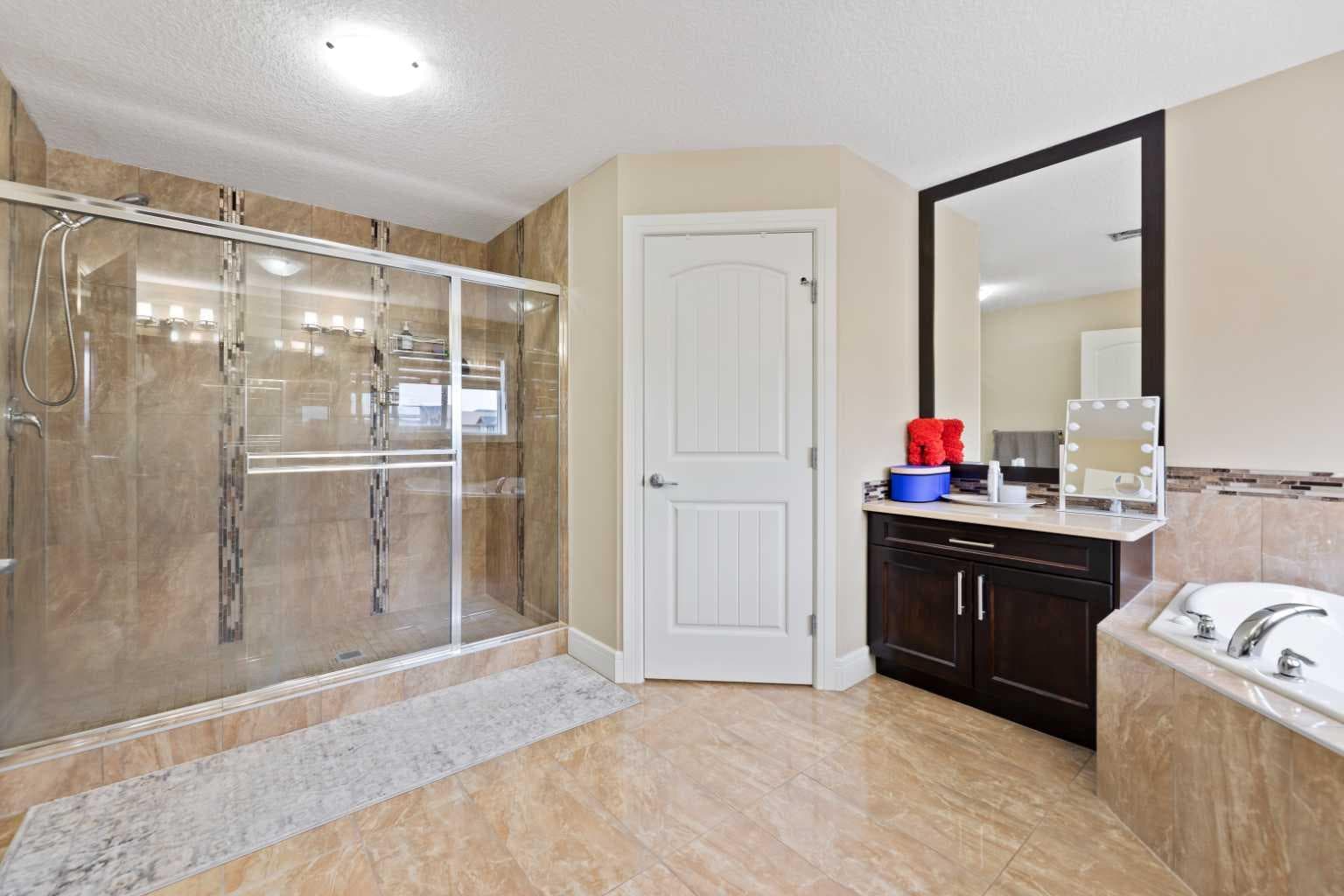 150 Saddlelake Grove NE