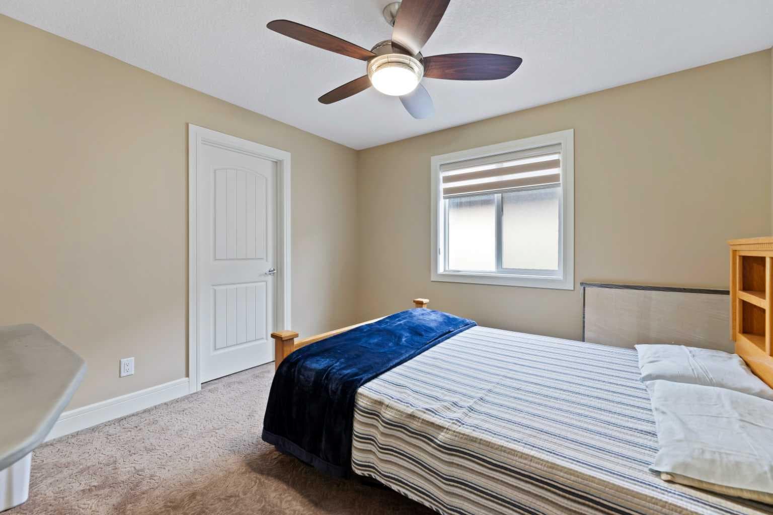 150 Saddlelake Grove NE