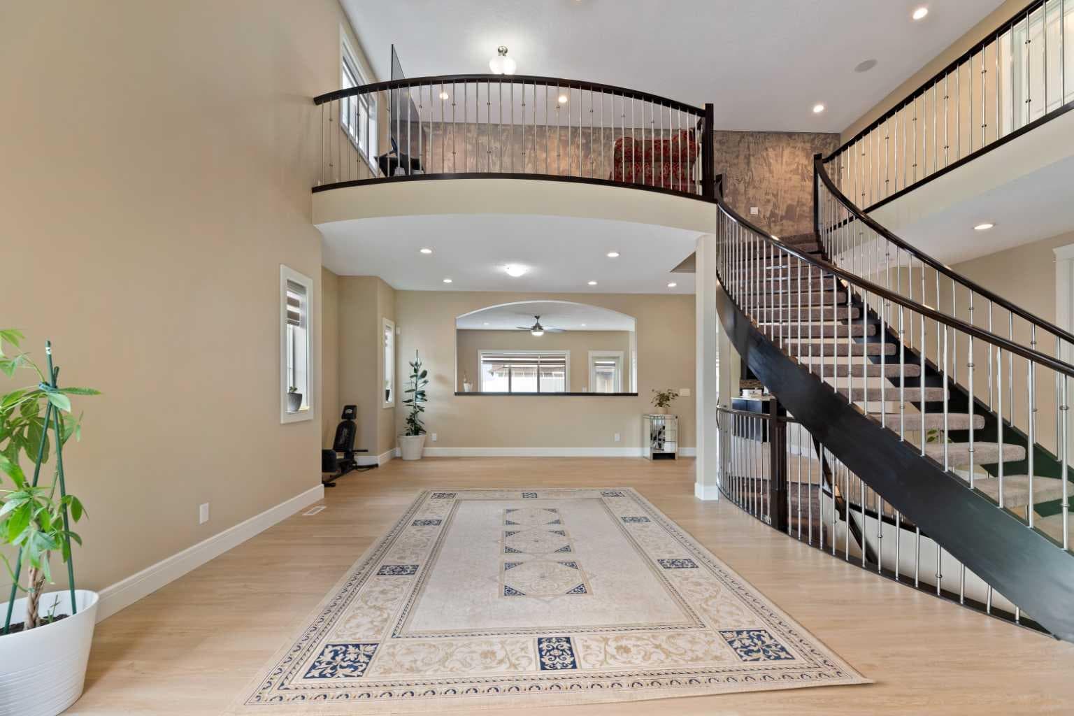 150 Saddlelake Grove NE