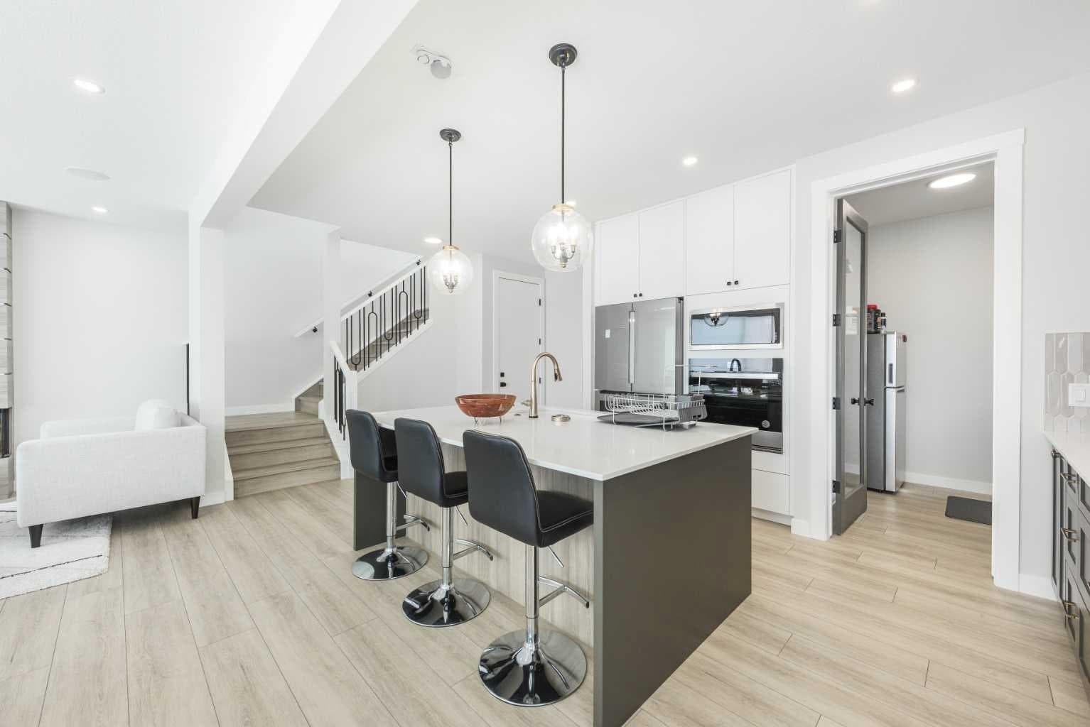 181 Amblehurst Rise NW