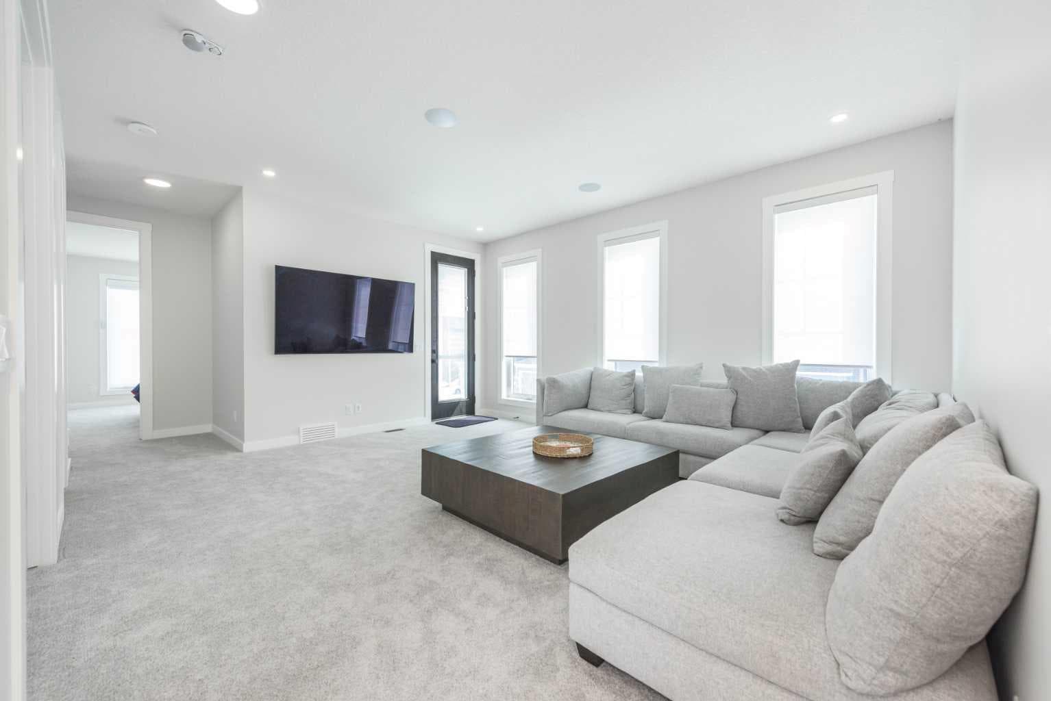 181 Amblehurst Rise NW