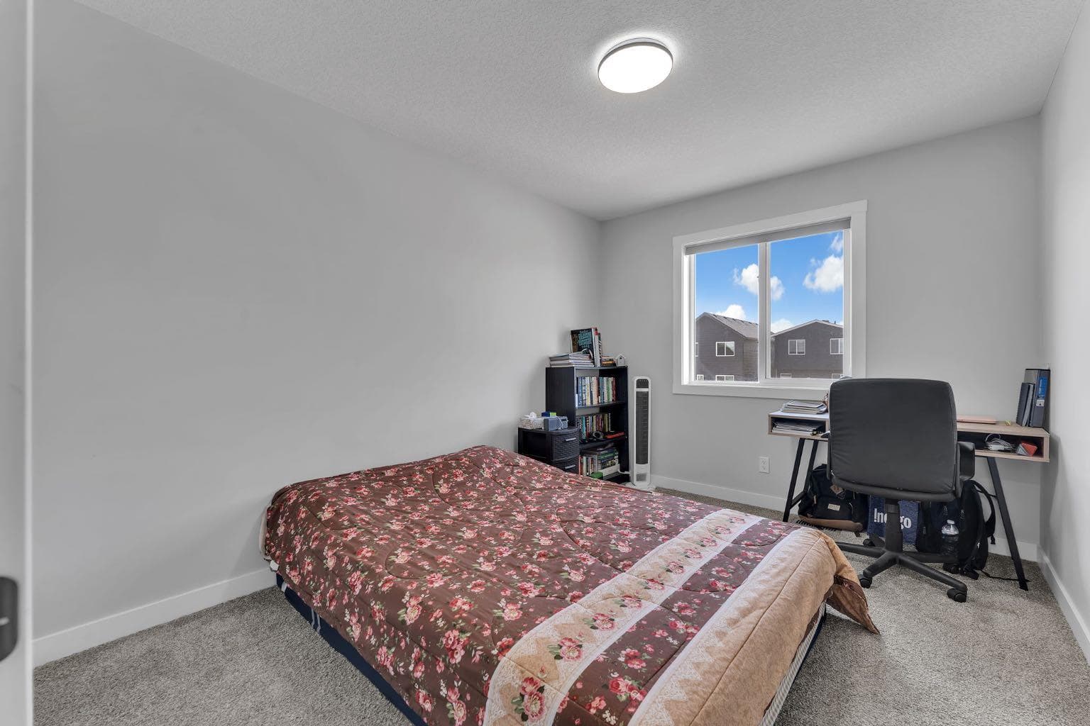 67 Corner Glen Gardens NE