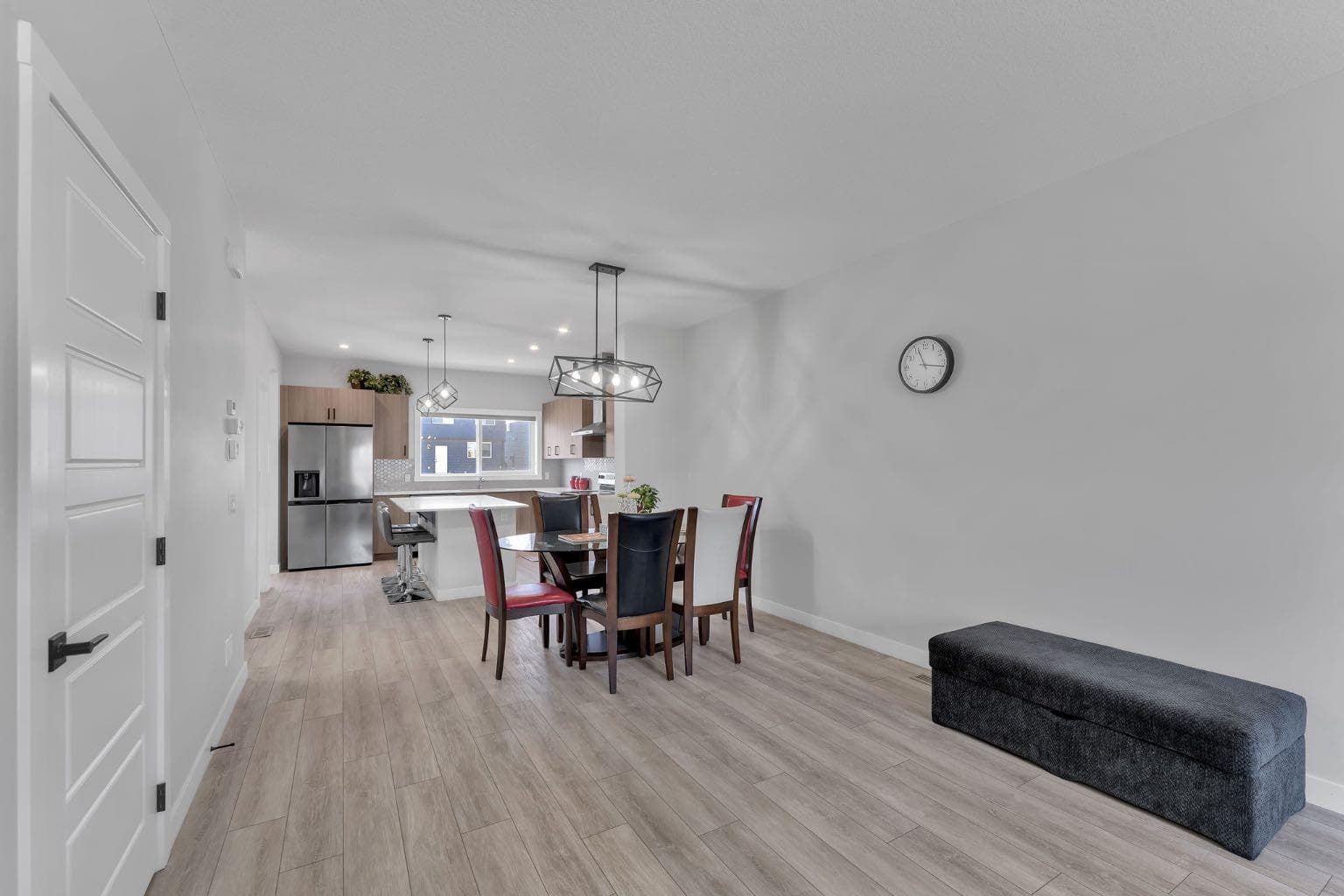 67 Corner Glen Gardens NE