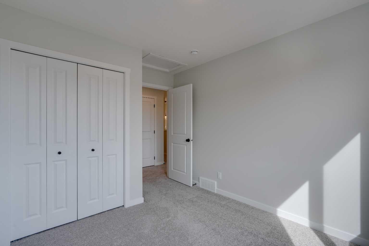 1273 Creekview Drive SW