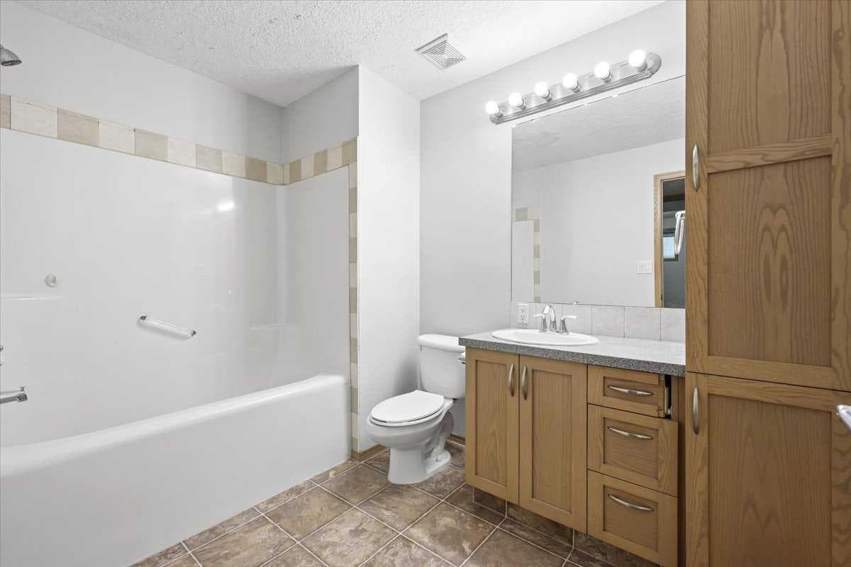 765 Qualicum Beach Bay 