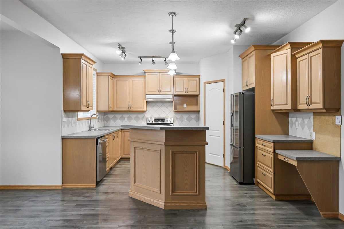 765 Qualicum Beach Bay 