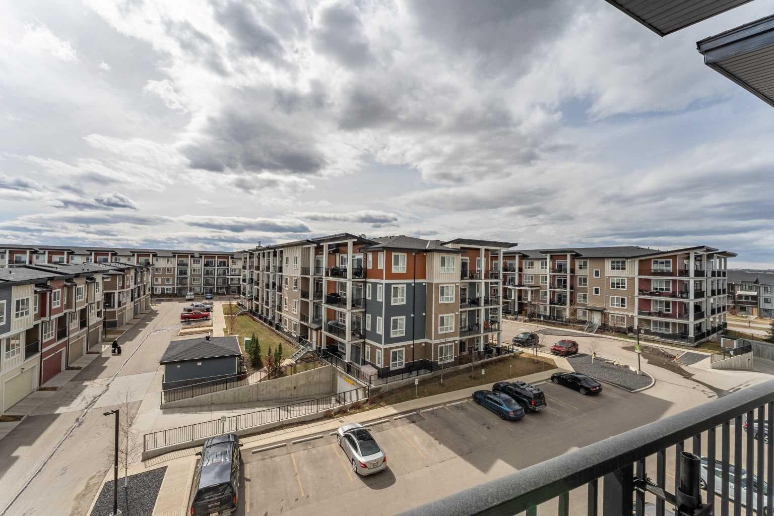 412, 10 Walgrove Walk SE