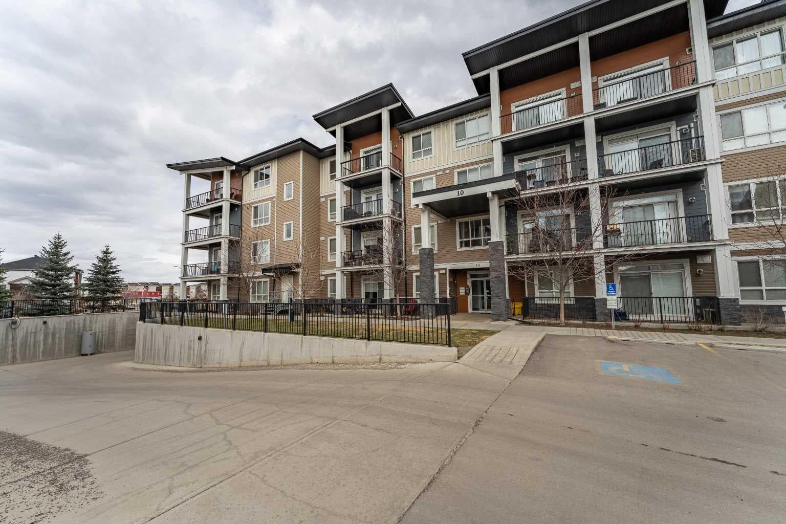 412, 10 Walgrove Walk SE