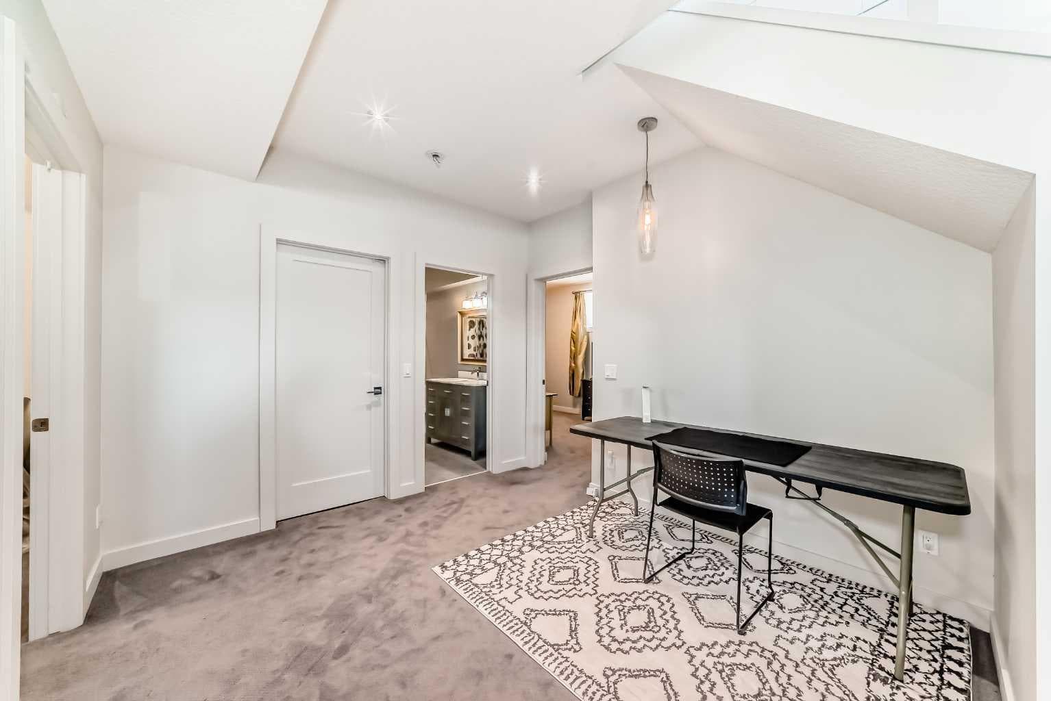 112 Hanover Road SW