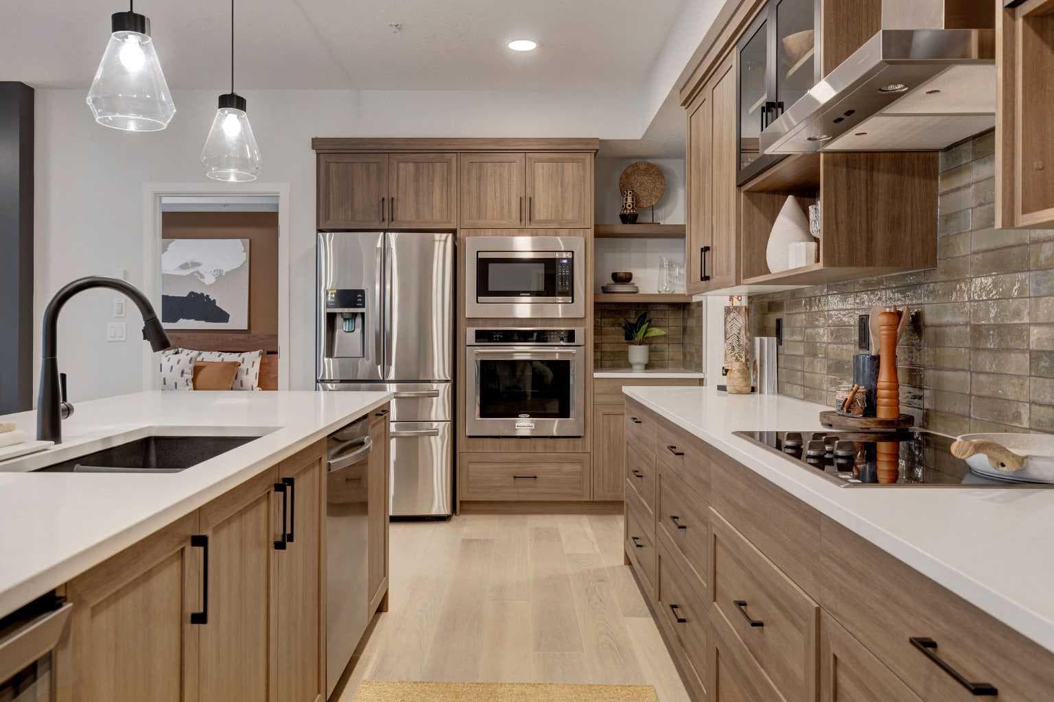 5207, 9400 Blackfoot Trail SE