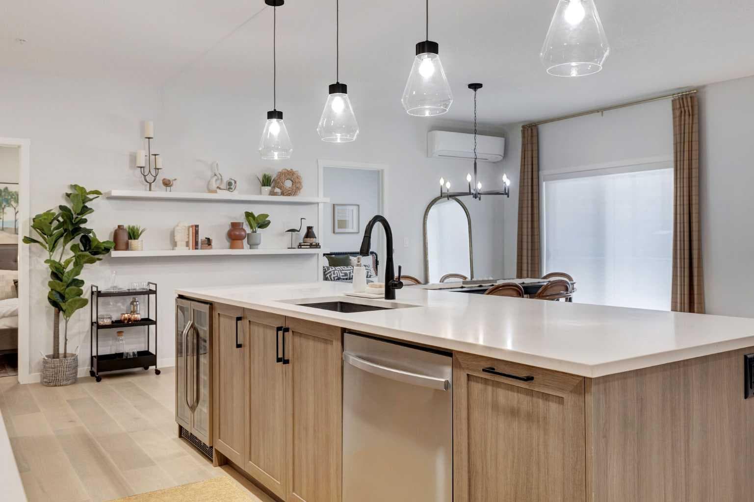 5207, 9400 Blackfoot Trail SE