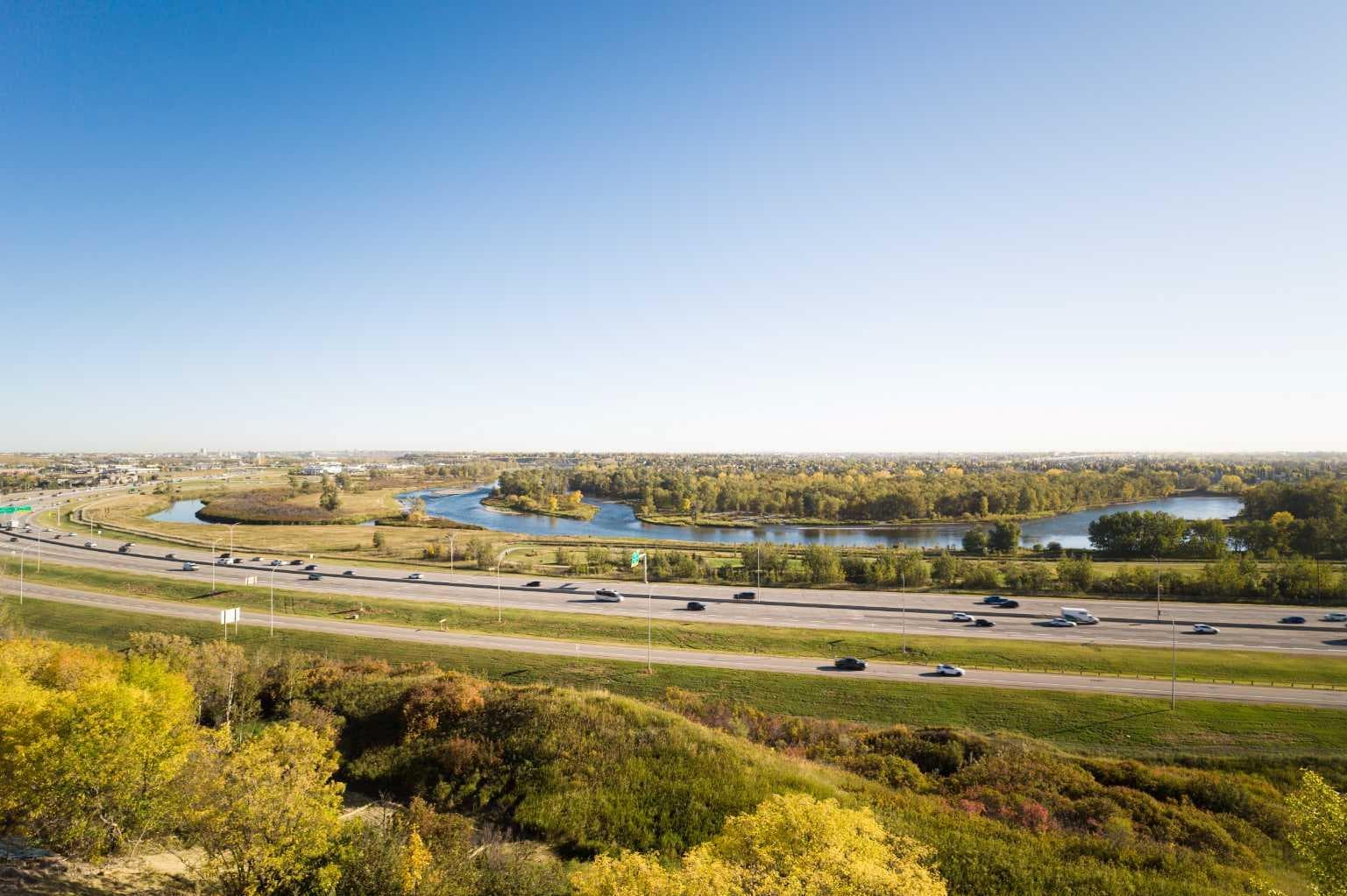 5207, 9400 Blackfoot Trail SE