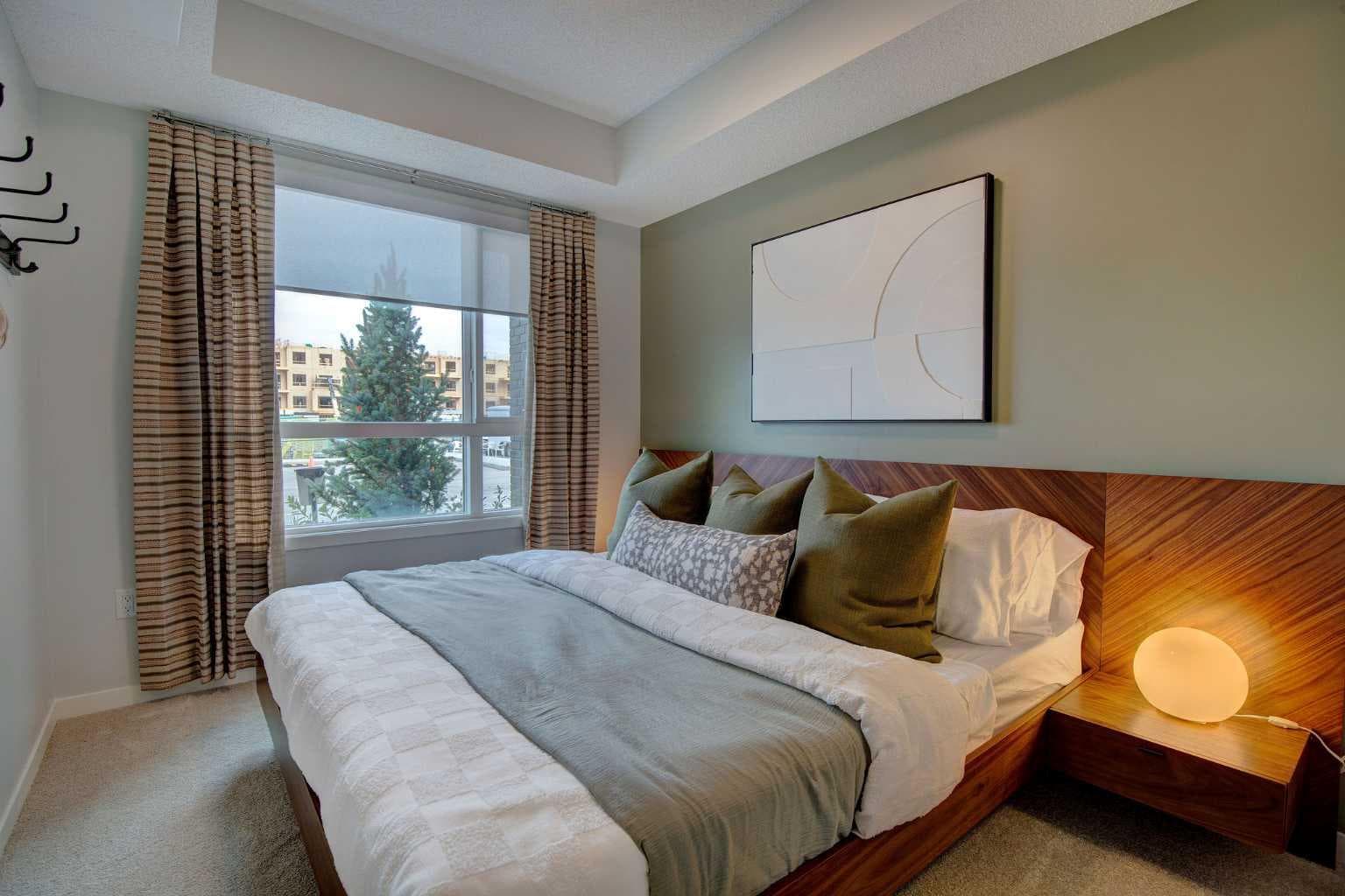 7111, 9400 Blackfoot Trail SE