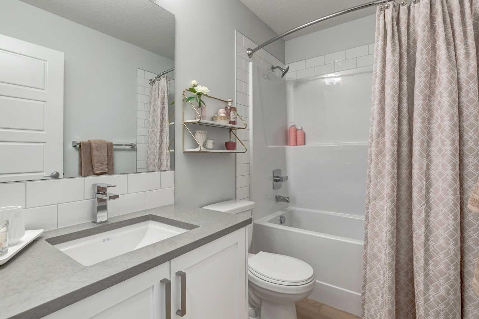 7120, 9400 Blackfoot Trail SE