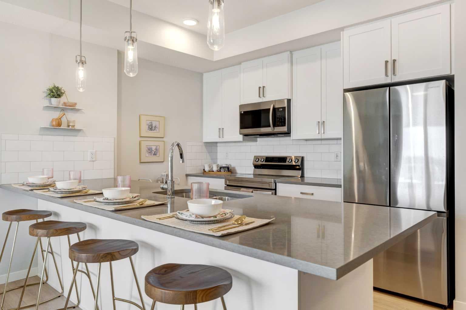 7120, 9400 Blackfoot Trail SE