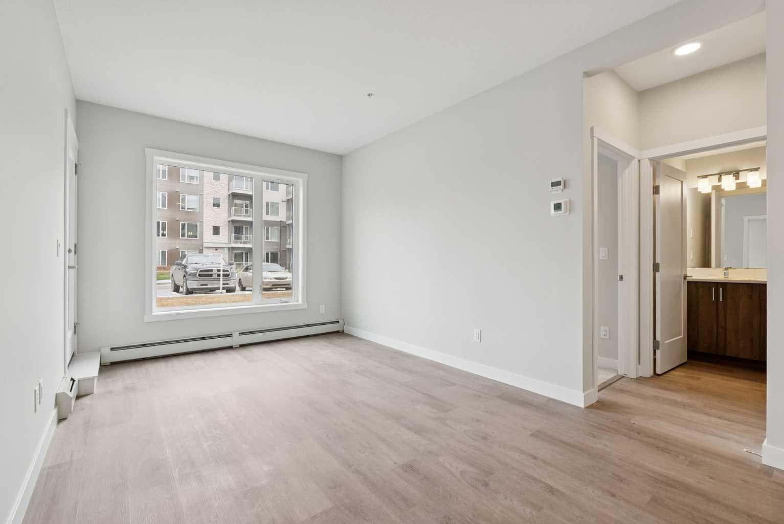 103, 655 Shawnee Square SW