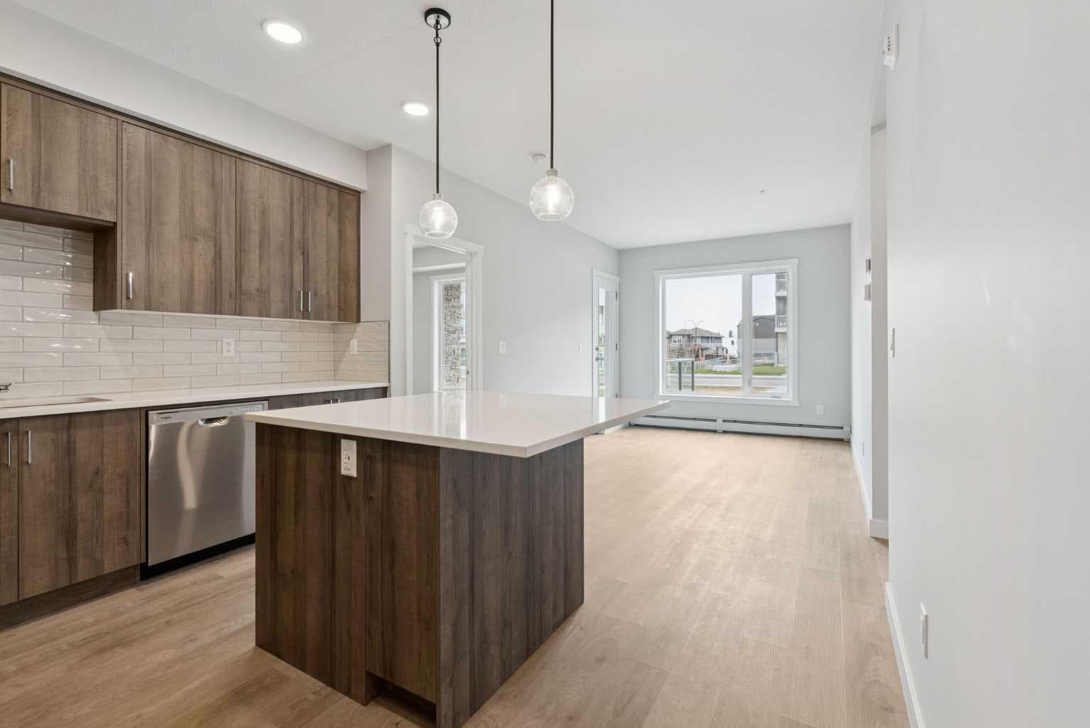 103, 655 Shawnee Square SW