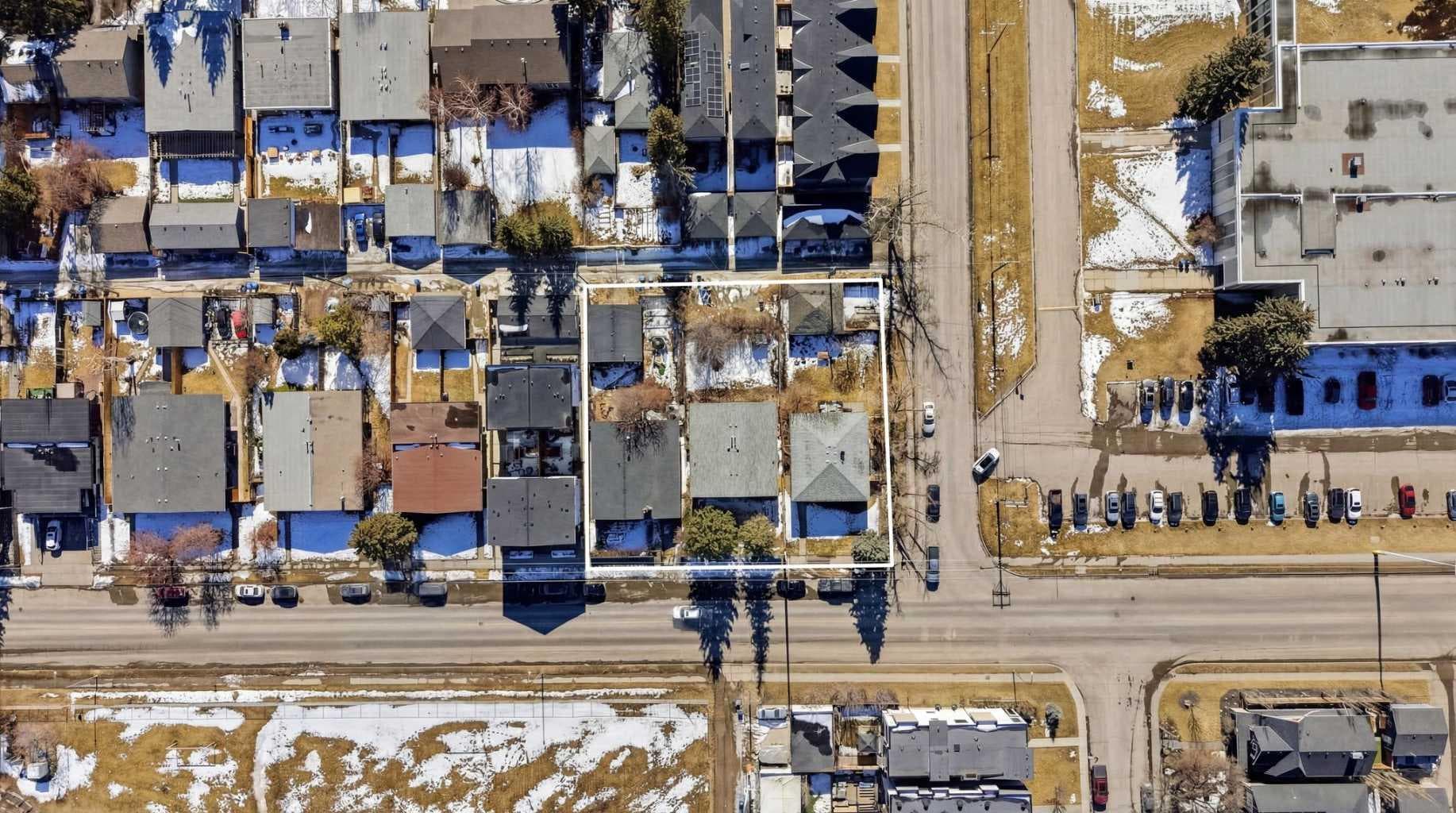 2135, 2139, 2143 50 Avenue SW