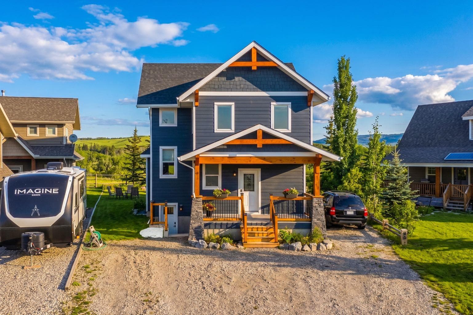 216 Cottageclub Crescent 