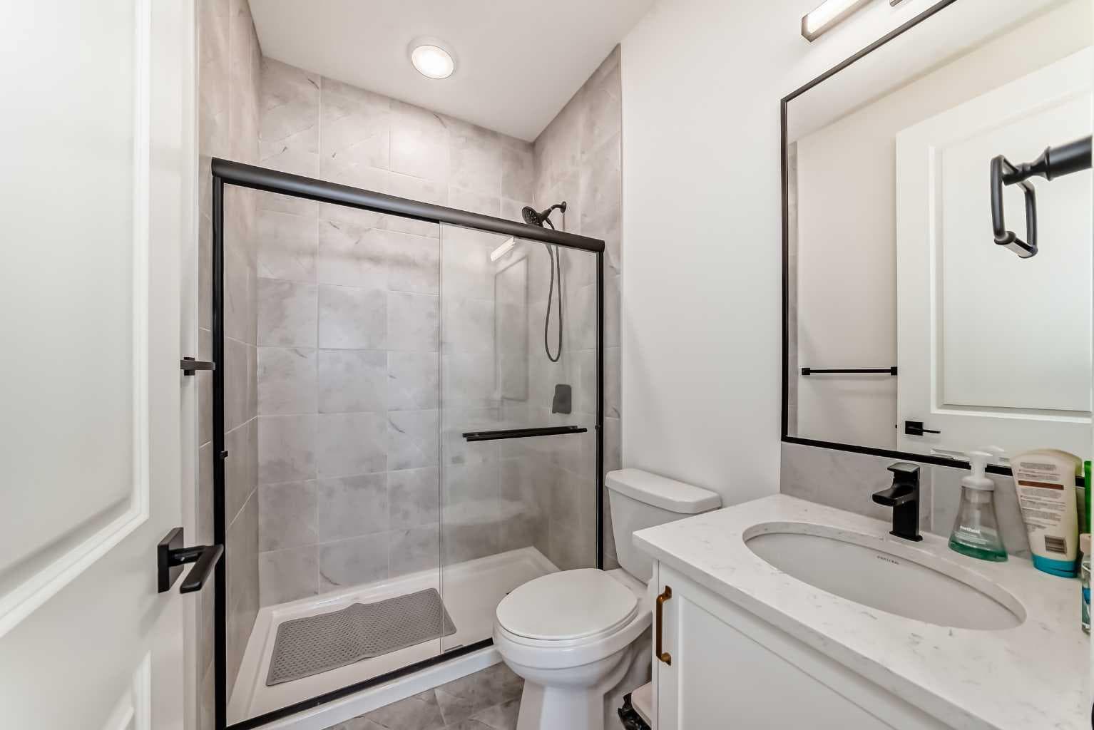137 Verity Manor SW