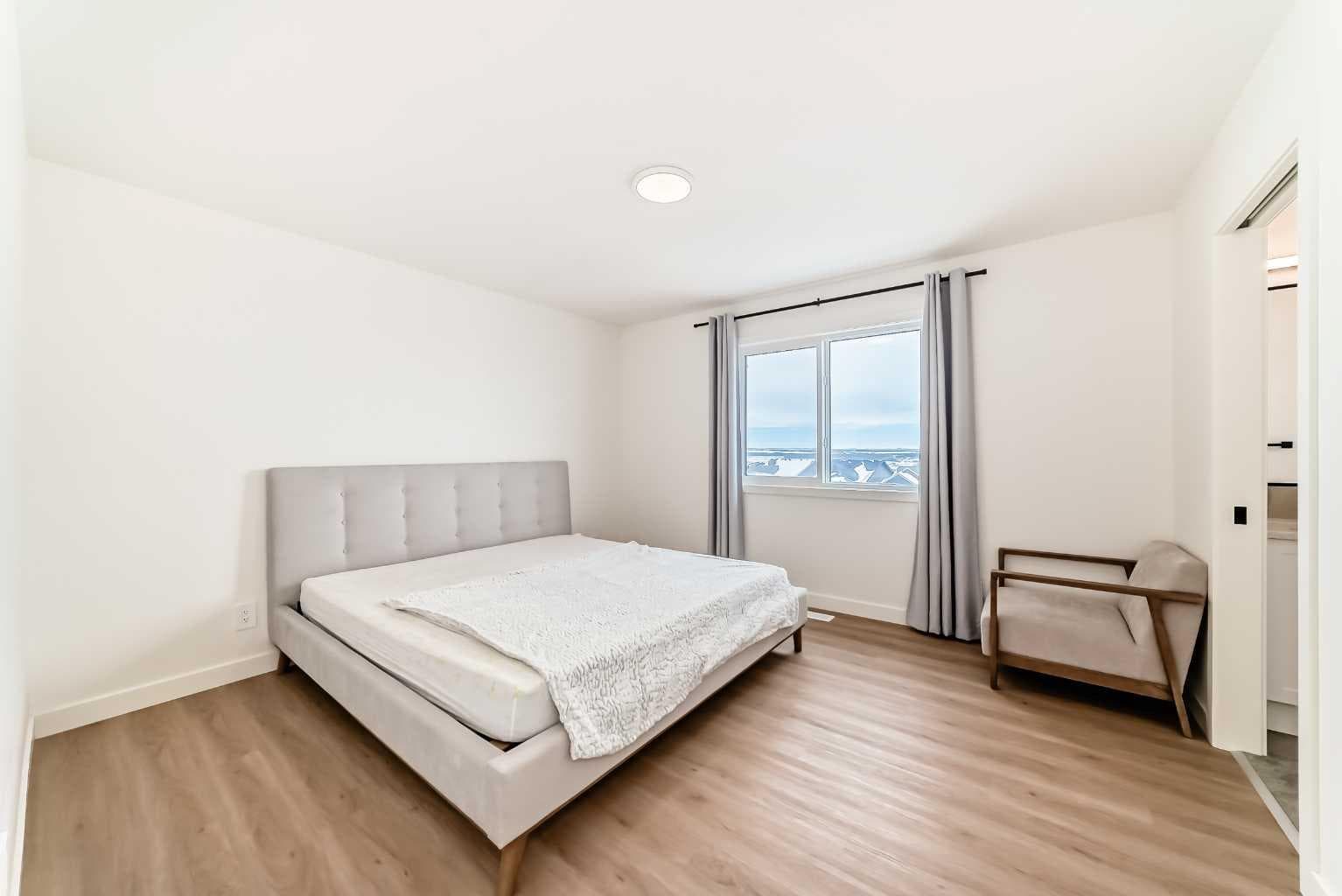 137 Verity Manor SW