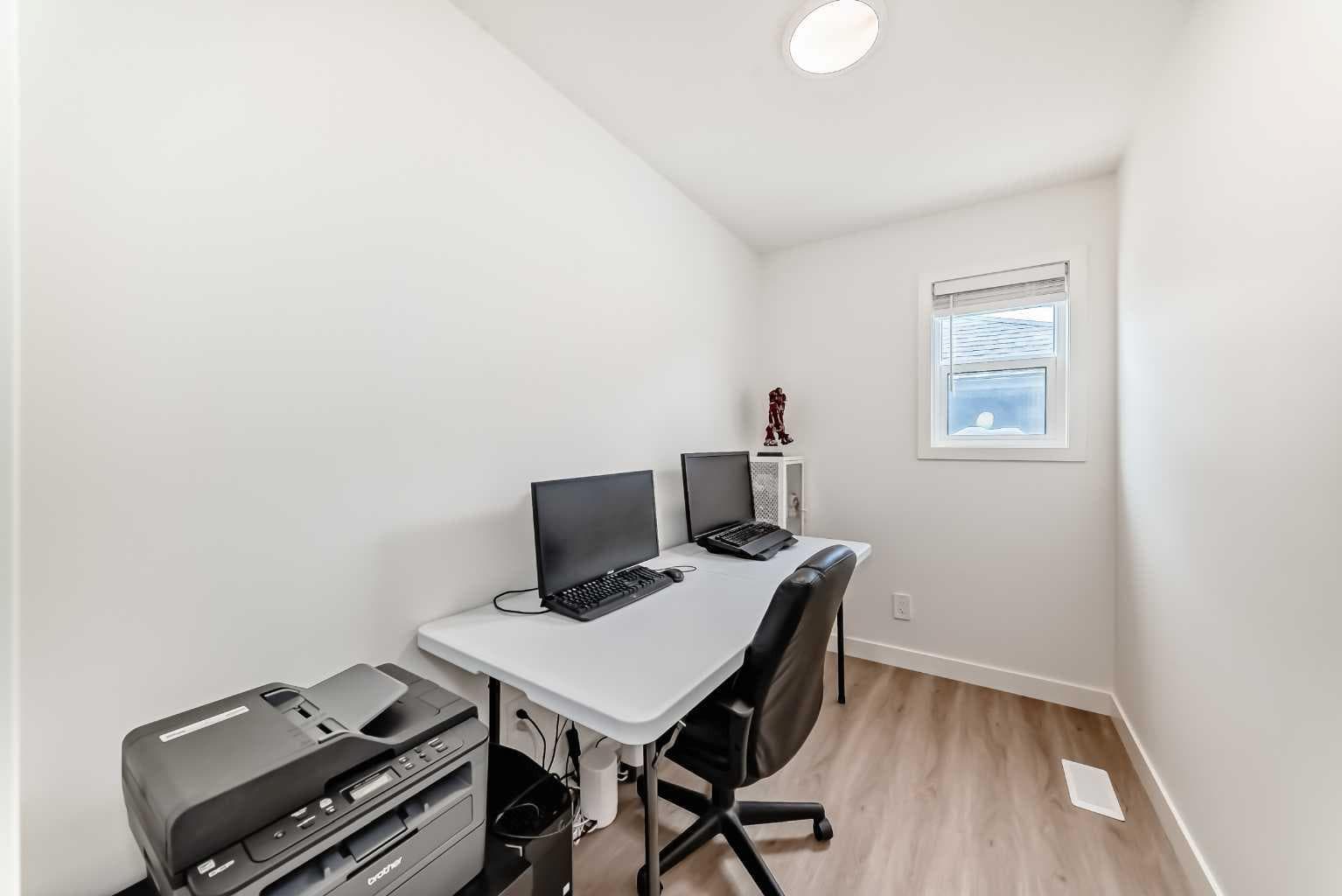 137 Verity Manor SW