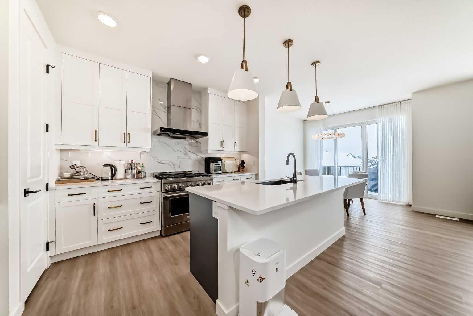 137 Verity Manor SW