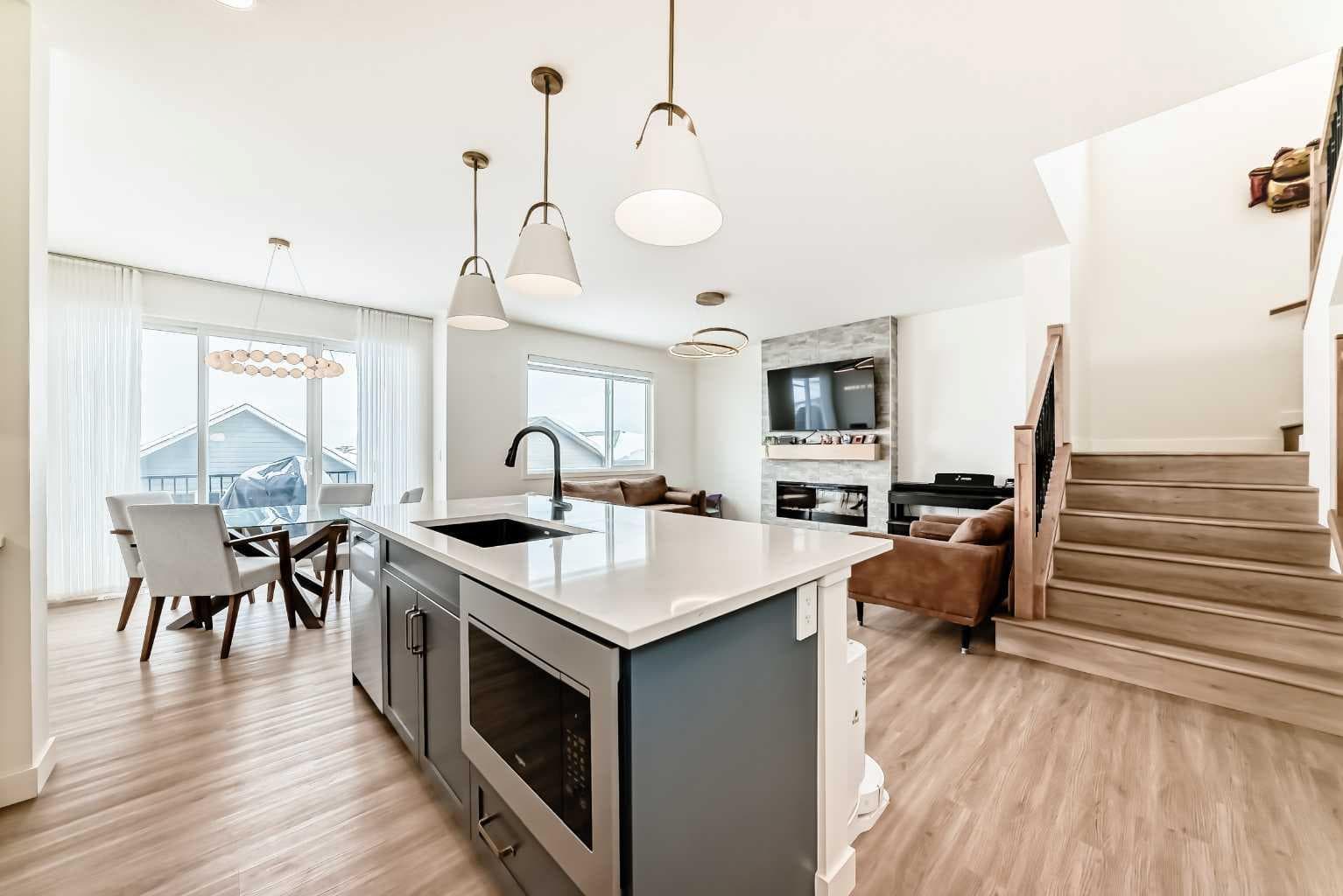 137 Verity Manor SW