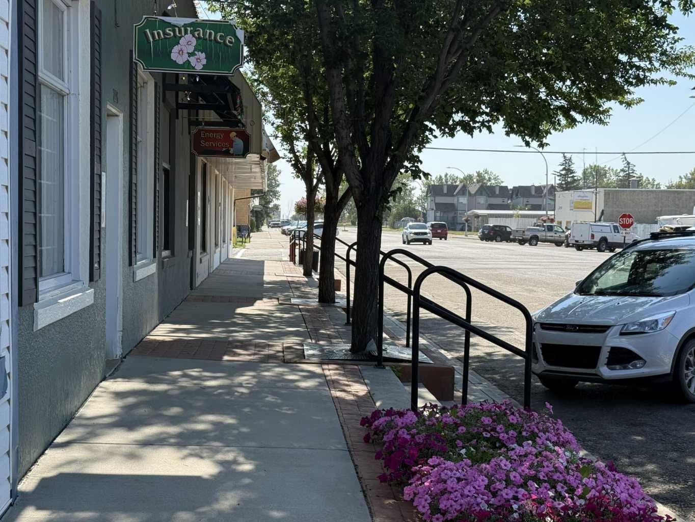 Lot 19 - 2, 223 6 Street 