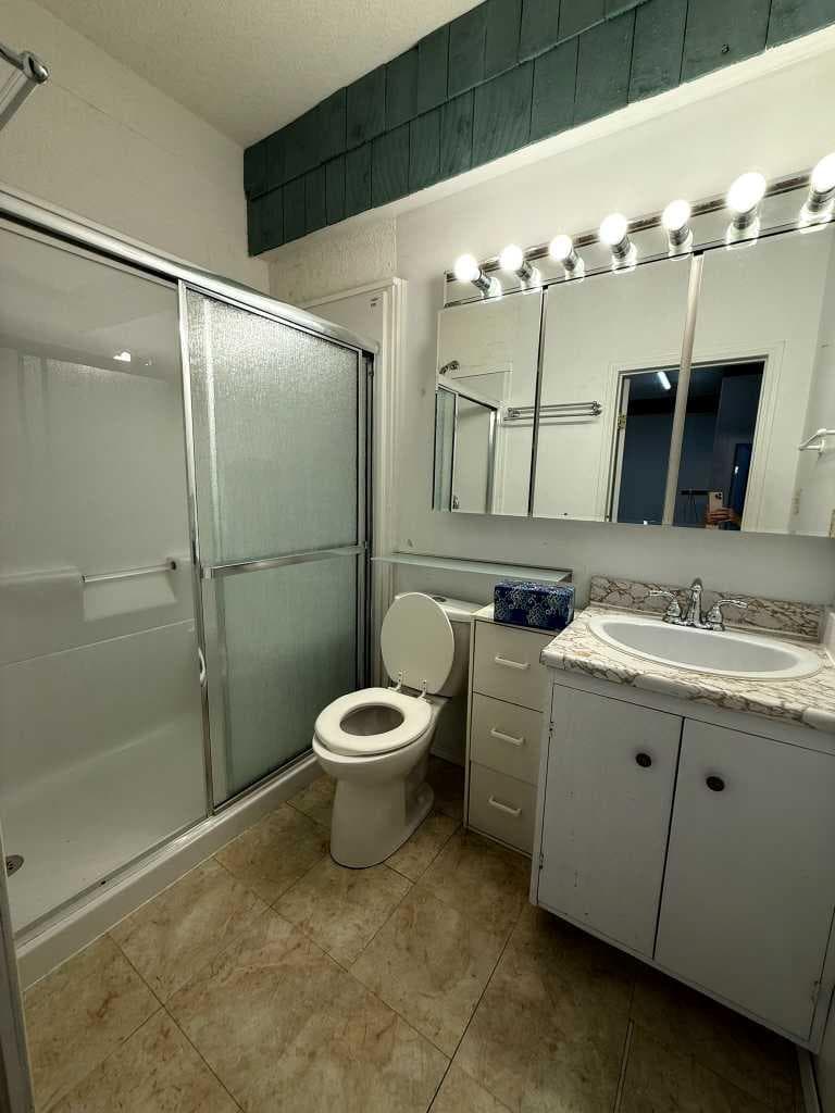 Lot 19 - 2, 223 6 Street 