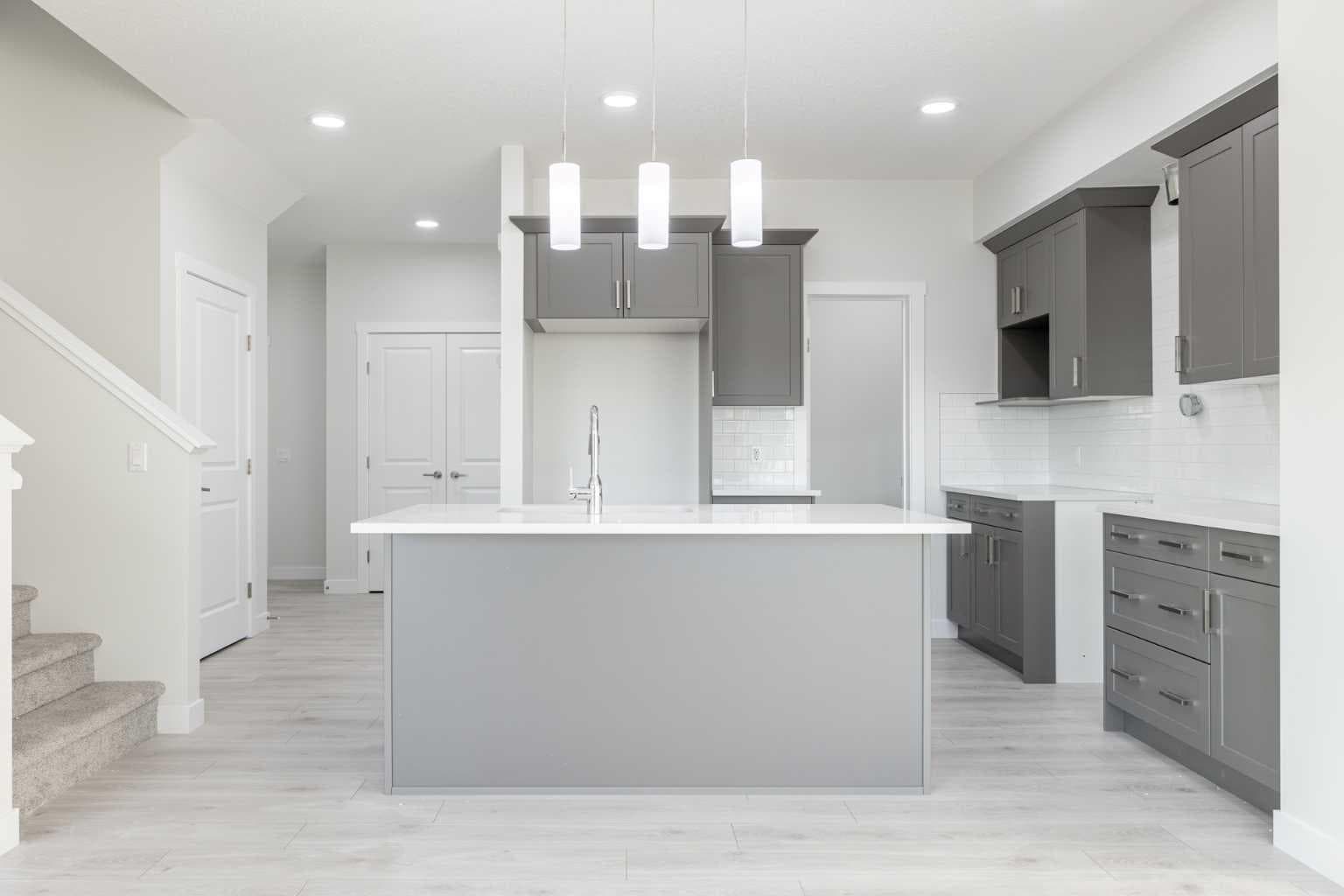 385 Sora Park SE