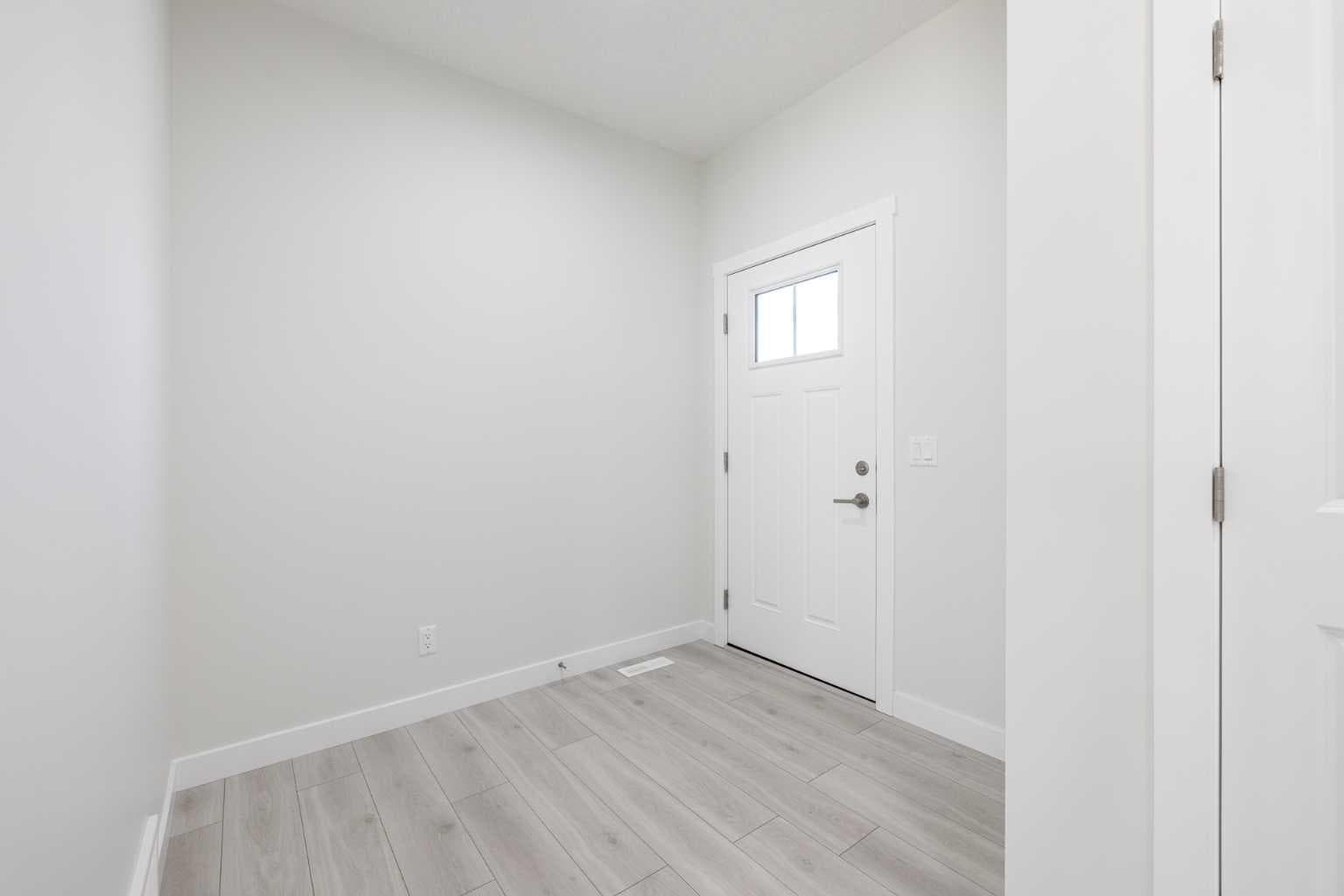 385 Sora Park SE