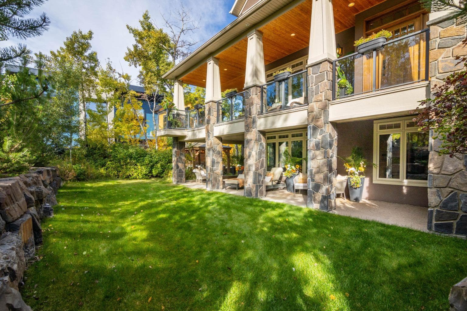 108 Posthill Drive SW