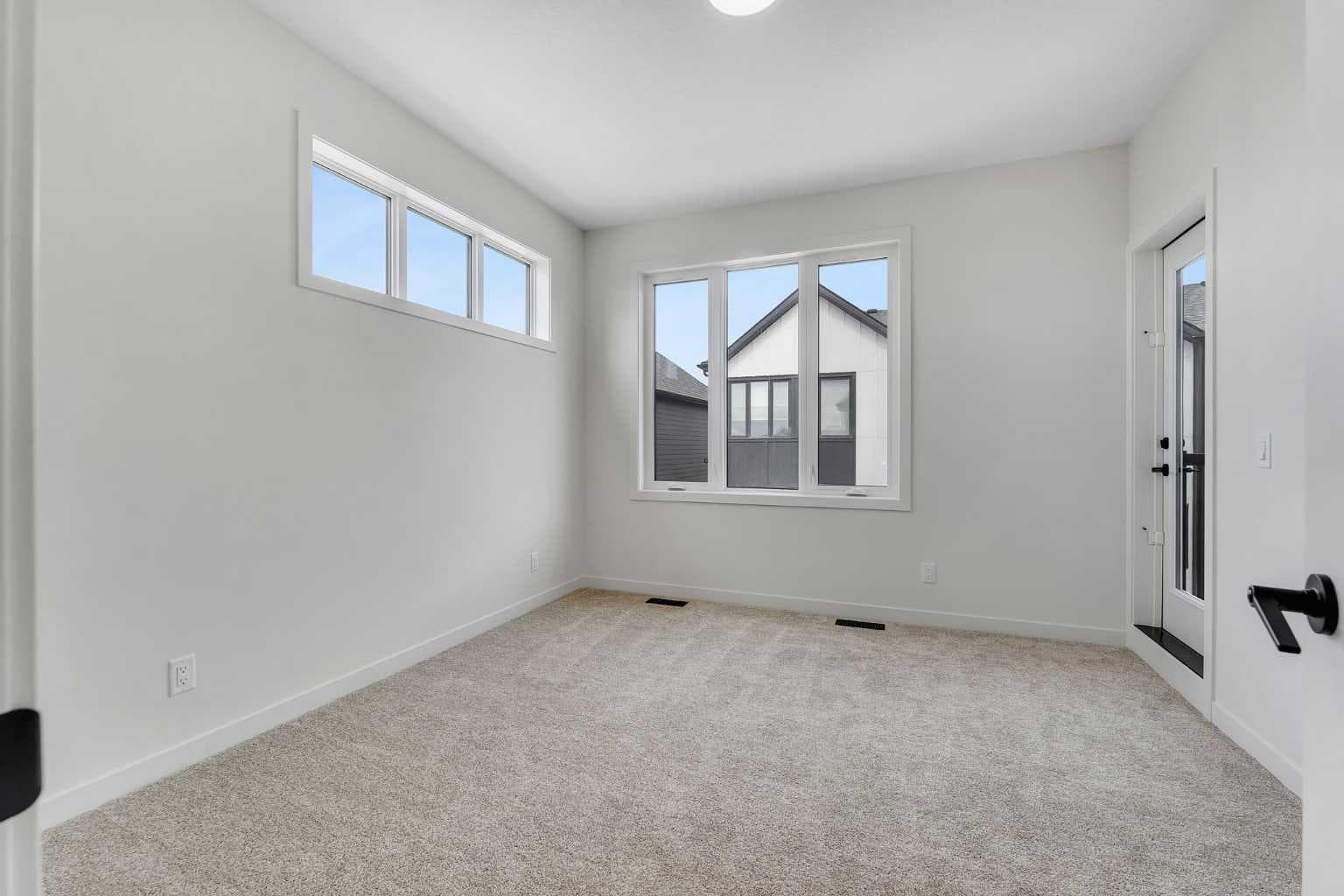 120 Arbour Lake Court NW
